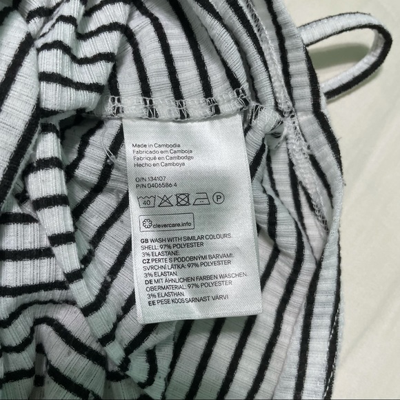 ‼️ BLACK & WHITE STRIPED H&M COLD SHOULDER DRESS - Picture 9 of 11